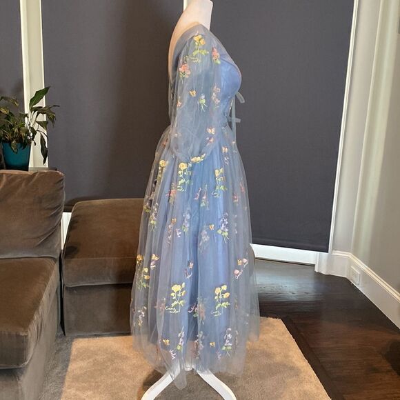 Women’s Blue Prom Party Dress Embroidered Flowers Butterflies Corset Back Size 4 - Picture 4 of 14